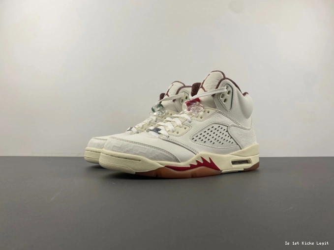 El HF8833-100 5 Grito Jordan Air 0620